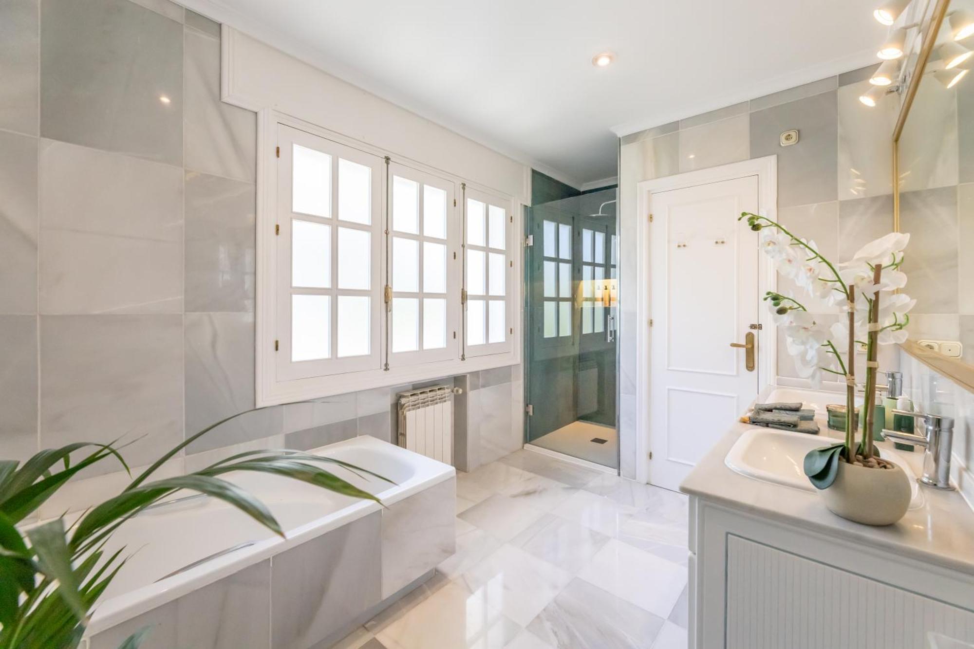 Aurora Boutique House - Only Adults Bed & Breakfast Marbella Exterior photo